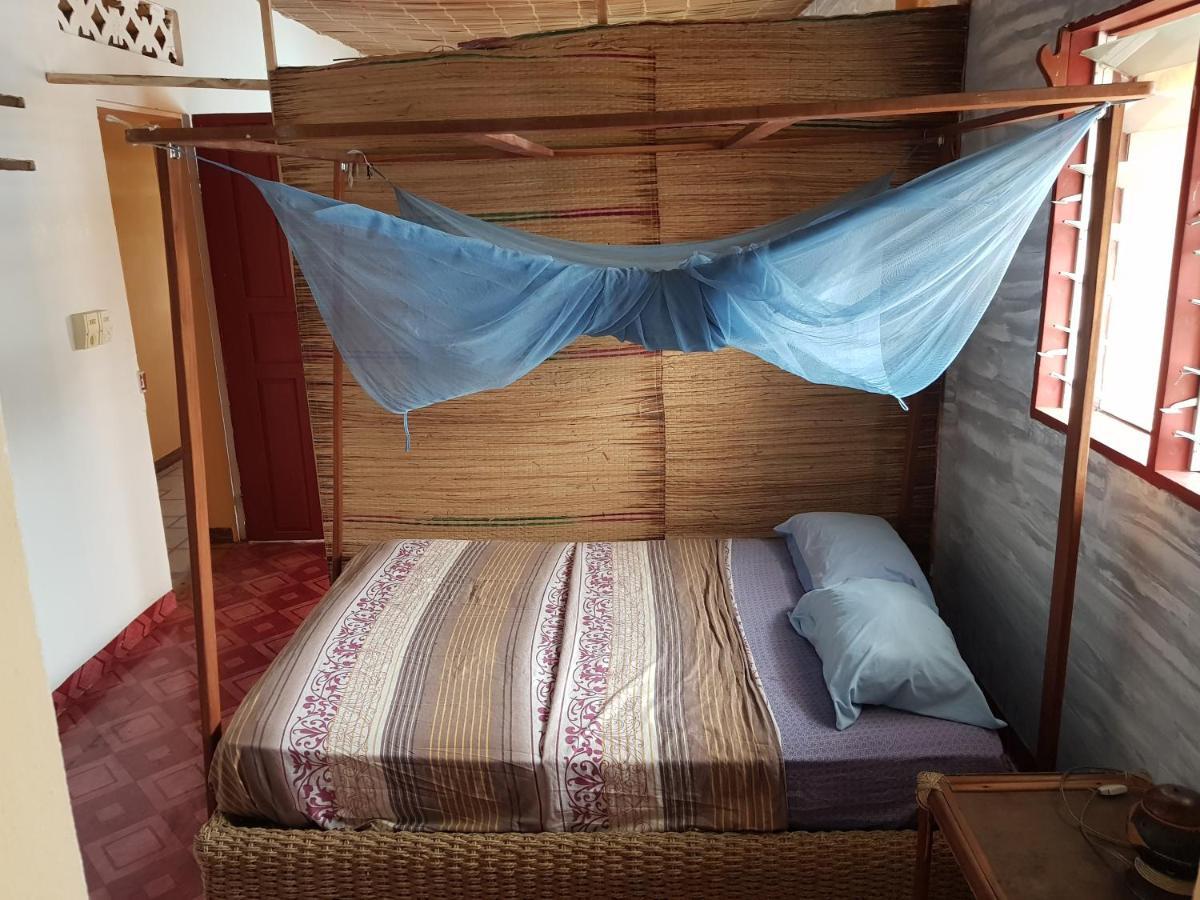 La Guesthouse Etoile Котону Екстериор снимка