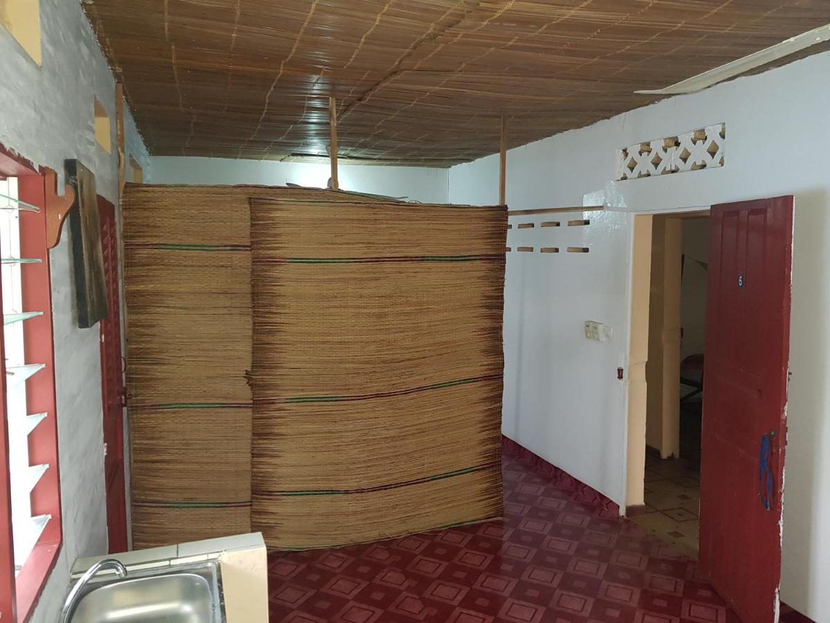 La Guesthouse Etoile Котону Екстериор снимка