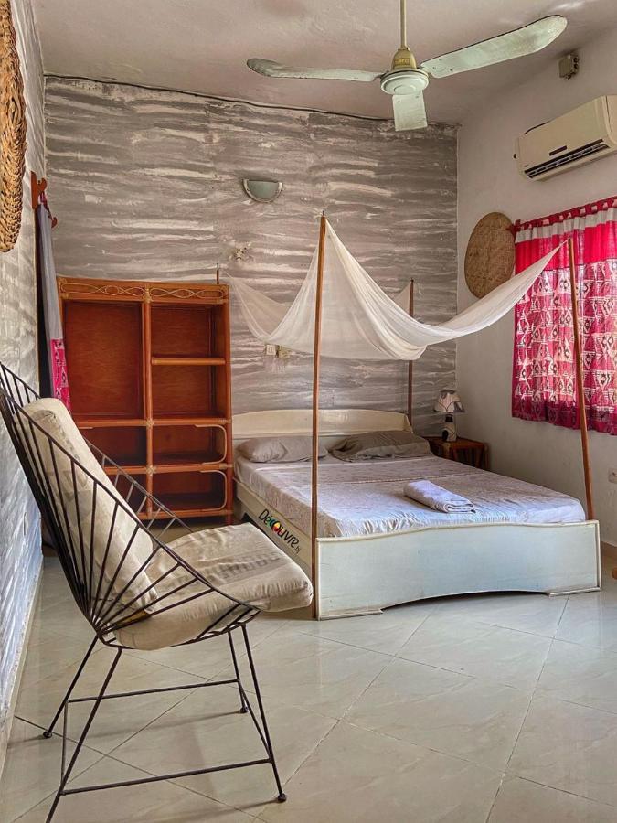 La Guesthouse Etoile Котону Екстериор снимка